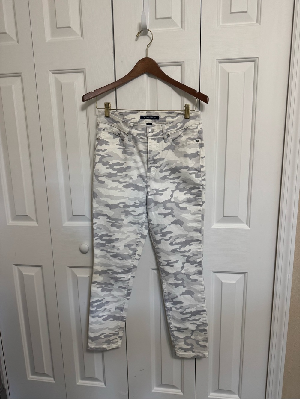 Calvin Klein White and Light Gray Camo Skinny Jeans